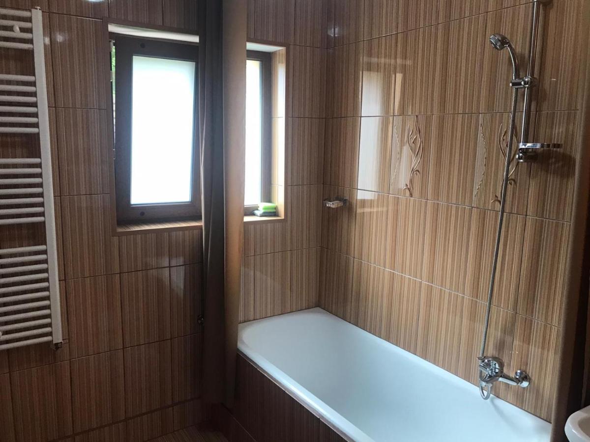 Casa Mikha Appartement Sinaia Buitenkant foto